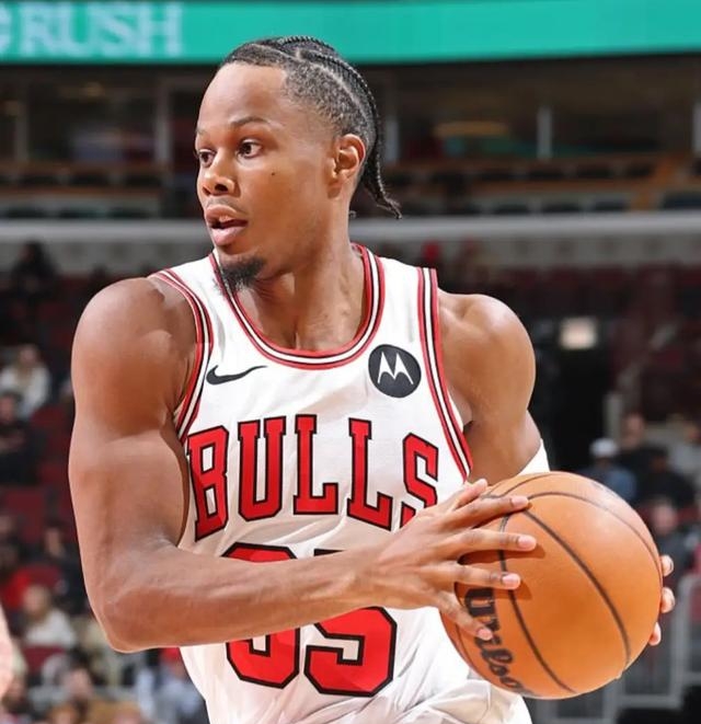 乐鱼体育-包含重磅！今晨芝加哥公牛备战社区盾尤文图斯围绕NBA总决赛完成体检，国际比赛日AC米兰伤情更新的词条