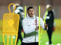 乐鱼体育入口- 莱万多夫斯基九分钟五球是哪场比赛 